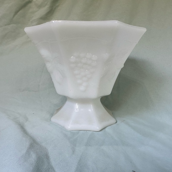 Anchor Hocking Other - Octagonal milk glass candy bowl